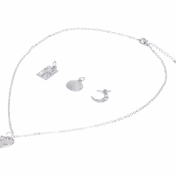 Ketting met verwisselbare hangers